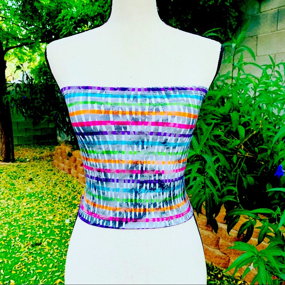 Multicolor foil detail tube top